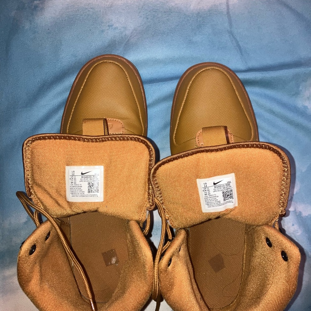 Nike Path Winter Men's Size 11.5 Sneaker Boots Wheat-Cinnamon BQ4223-700